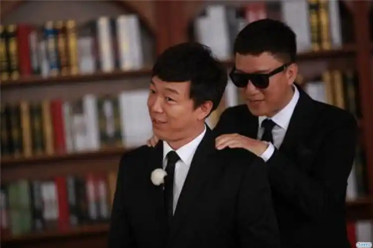 网友偶遇他,怪不得黄渤不去极挑了,原来是被这个节目挖走了!