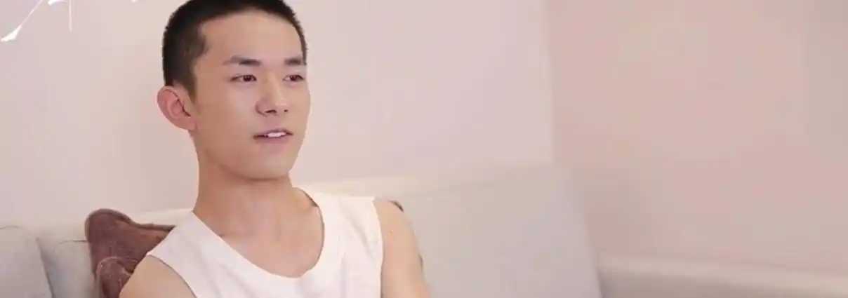 《少年的你》初评多是五星,周冬雨易烊千玺感情线之外的事戳泪点_小北