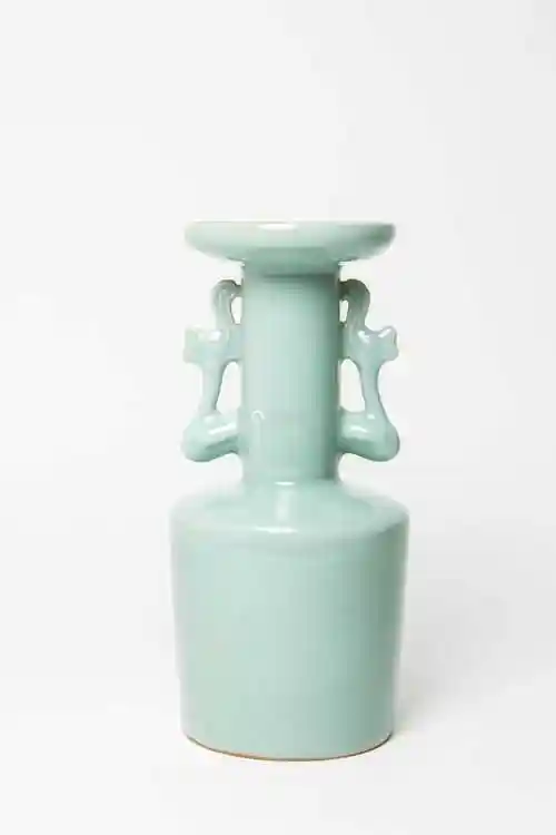 宋龙泉窑粉青釉凤耳瓶