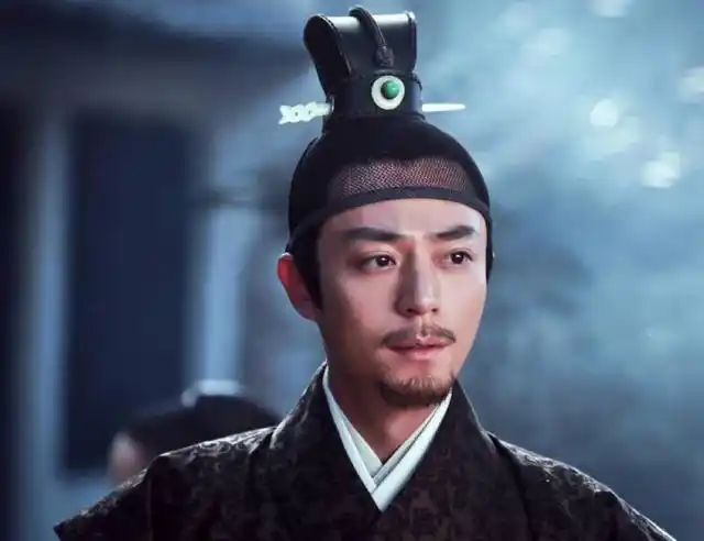 披头散发在古代意味着什么,披头散发的朝代(披头散发其实是错的)