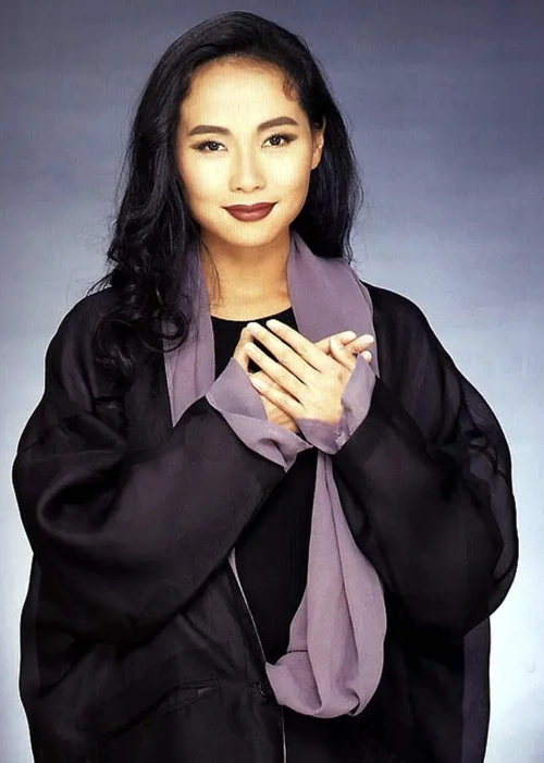 香港第一个双料影后叶童之后再无许仙