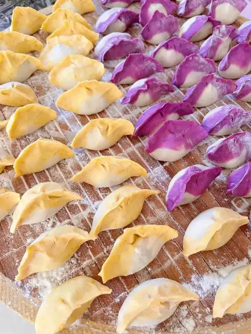 不过这个紫色为啥煮完颜色就变了,没之前那么好看了#饺子  #面食