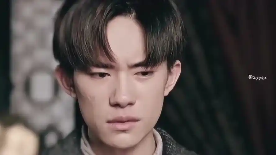 易烊千玺哭戏合集,太让人心疼,希望他以后只在戏里哭!