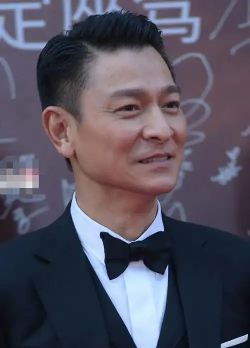 华表奖红毯生图女星稳定发挥男星发福邋遢只有刘德华能打