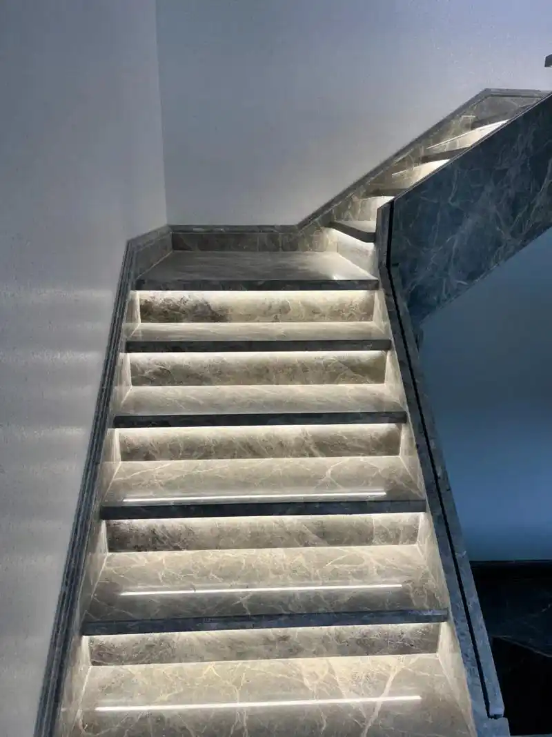 kd凯邸设计机构|现代轻奢风石材楼梯实拍.设计机构  | 凯 - 抖音