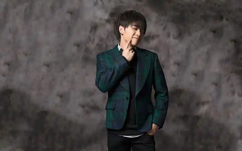 花花华晨宇个人帅气写真图片高清电脑桌面壁纸(二)