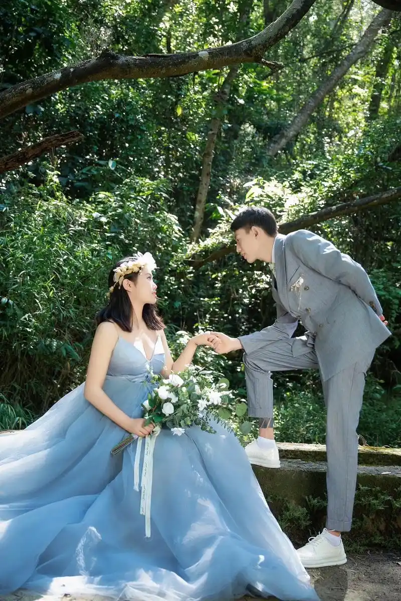 7815主题 :我们结婚了 92文案 :从此组建一个小家庭 96良辰已