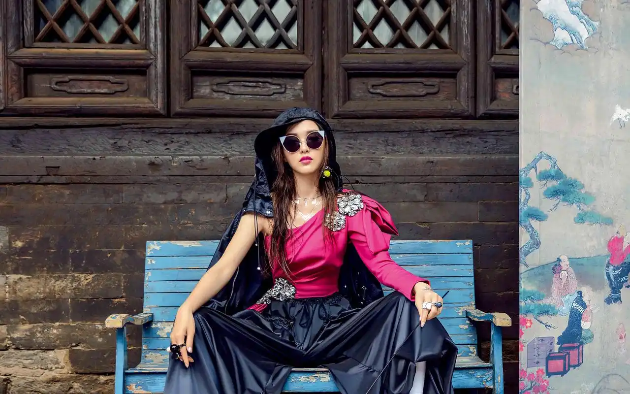 唐嫣时尚杂志封面写真桌面壁纸_大陆明星_壁纸下载_美桌网