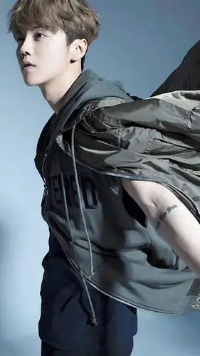 小鲜肉鹿晗时尚写真