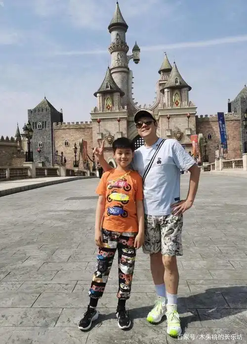 康康爸爸去哪 康康爸爸去哪是几岁