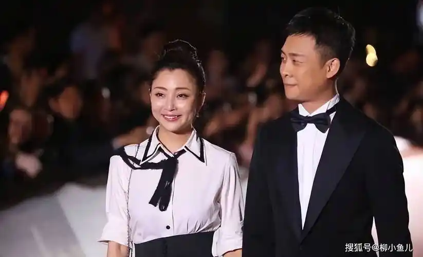 张译:娶大6岁的二婚妻子,不要孩子,是最正确的决定_钱琳琳_表演_对方