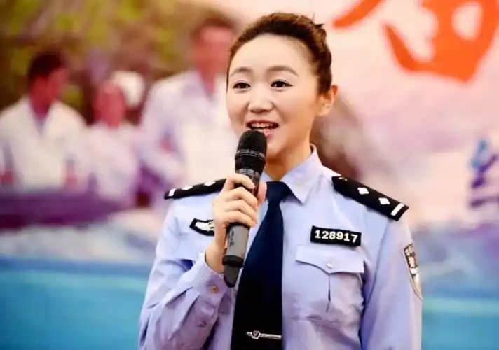 杨扬守护辖区平安的百姓闺女