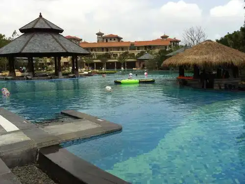 中山温泉宾馆2大2小套票特惠