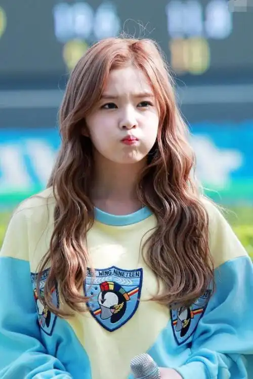 而作为在这次韩国网友票选当中裴珠泫也是碾压林允儿和裴秀智成功登顶