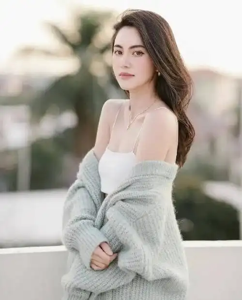 世界最美12位混血儿 第一确实美女,杨颖鞠婧祎也上榜