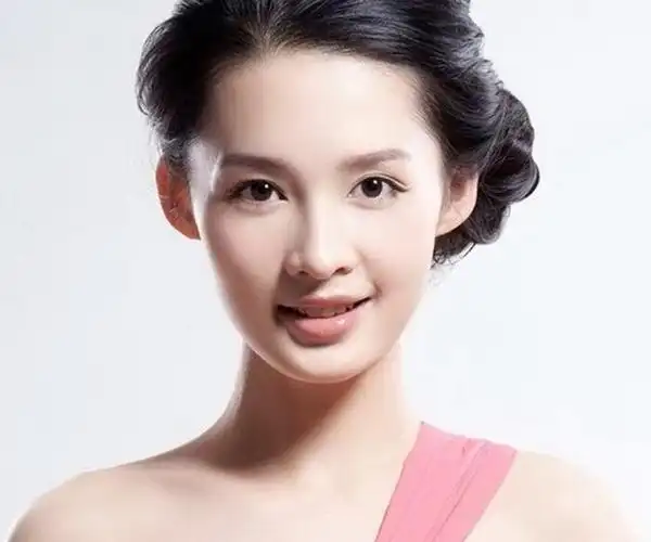 女明星名字全部 漂亮,最"干净"的4位女星,不整容,不滥情,娱乐圈中的一