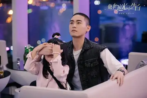 他在逆光中告白顺利收官新锐演员张元帅不缀前行