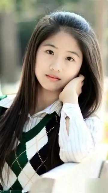 校园清纯唯美可爱女生私照手机桌面壁纸