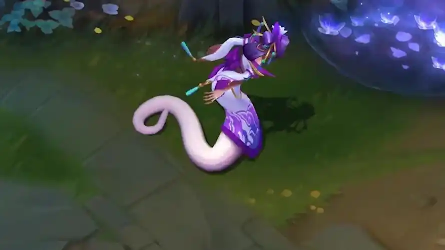 【初露锋芒】灵魂莲华皮肤赏析(蛇女,瑞雯)