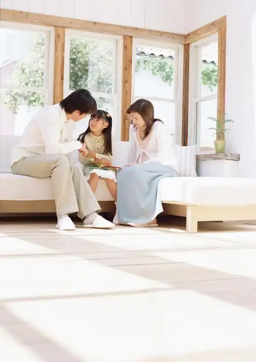 小孩,家庭,父母,父母与小孩,人物父母与小孩家庭图片 小孩,家庭,父母