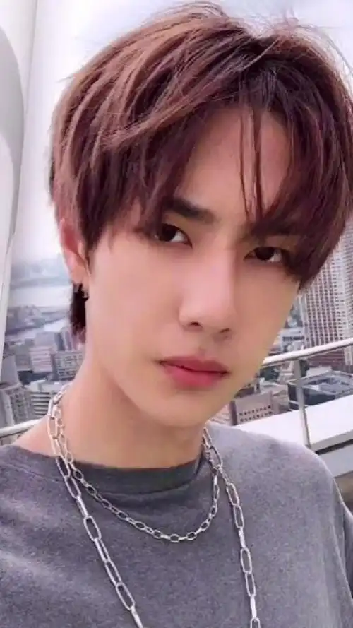 我更喜欢素颜的你王一博