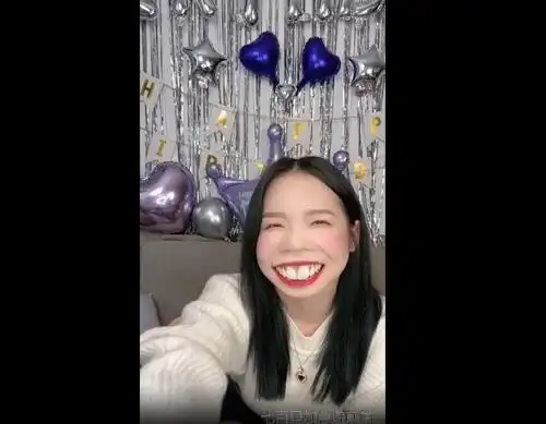 孟美岐牛奶照是什么意思,她和王一博是什么关系?