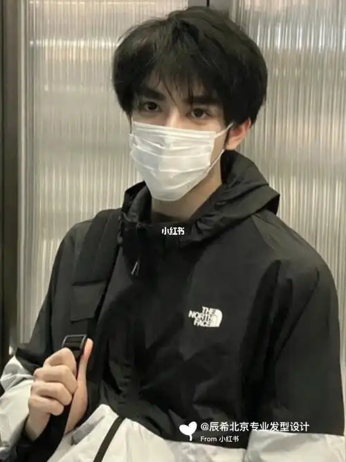 男士发型分享推荐丨韩式凌乱微分发型7575