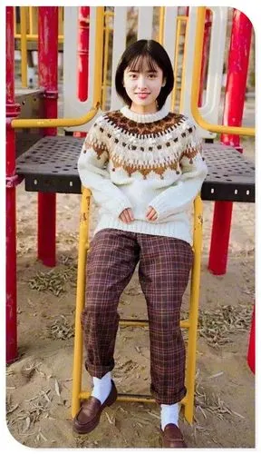 沈月真任性!半身裙下惊现铁柱腿,打死都不信你体重90斤