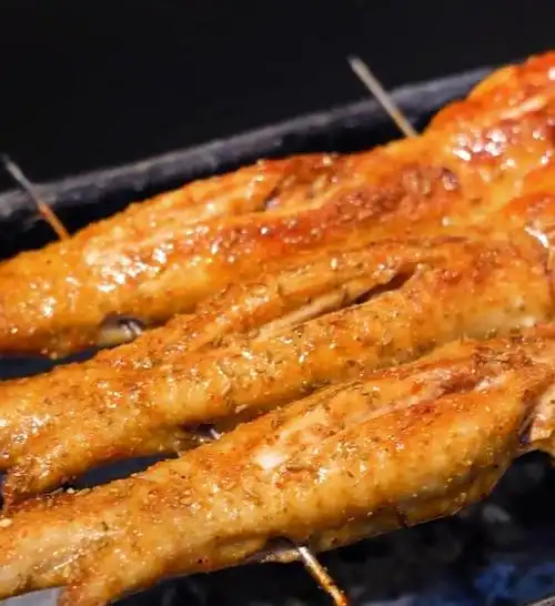 烧烤店好吃的大鸡翅,看完你也会_高清图集_新浪网