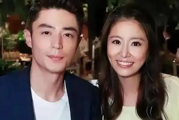 林心如霍建华歪屁股实锤!