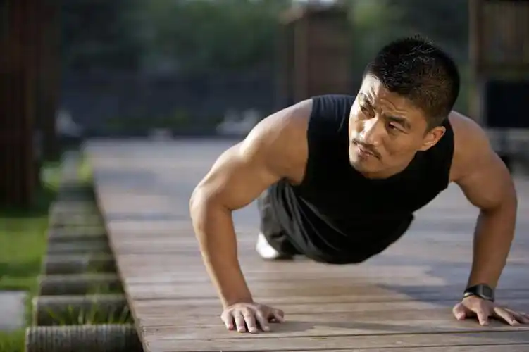 伸展,准备,仅一个年轻男性,沉思,摄影,男人,男性,年轻男性,中国人