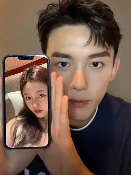 震惊她是吴磊的圈外女友