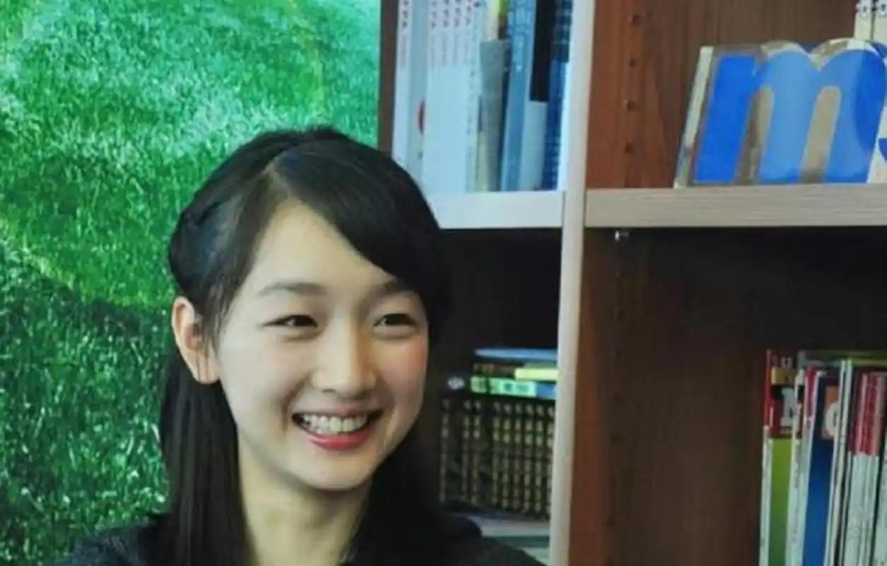 周冬雨刚出道那会儿,真的清纯!