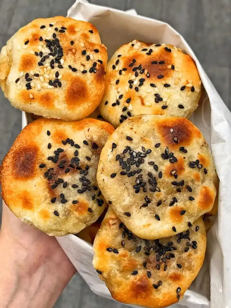 咸宁首家mini小烧饼!十元6个太可爱啦.迷你小烧饼!感觉有 - 抖音