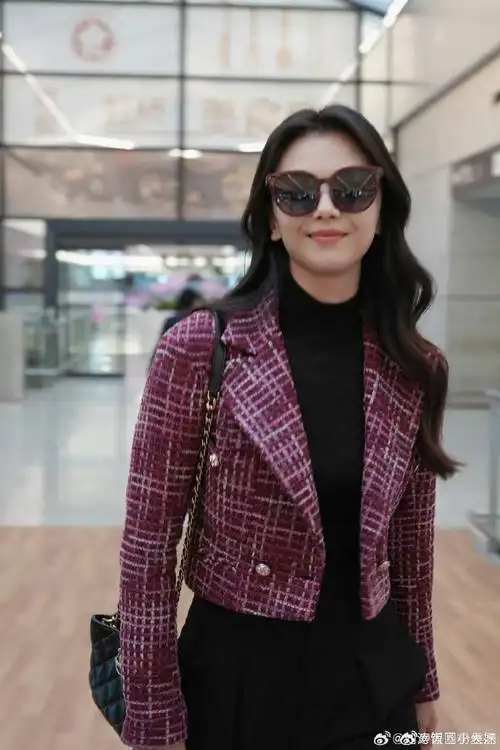 刘涛冬日小香风出发长沙##刘涛出发机场路透