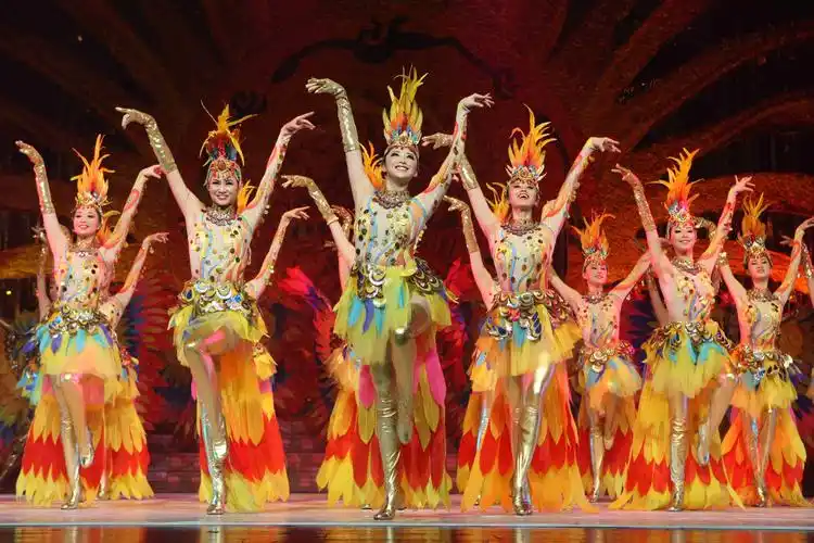 大型歌舞晚会天边的祝福