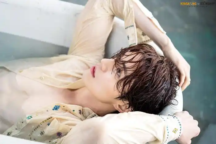 李栋旭《九尾狐传》中大秀健美身材 九尾狐妖为爱受罚令人心碎【组图