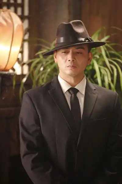 杜奕衡等实力派演员联袂出演的讲述侠盗燕子李三传奇故事的电视剧