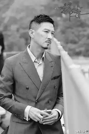 张家辉新戏片酬暴涨片商主动加至1200万