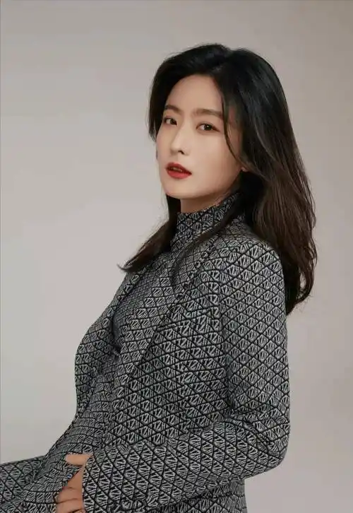 演员徐百慧:女知青专业户,出道18年0绯闻,38岁未婚