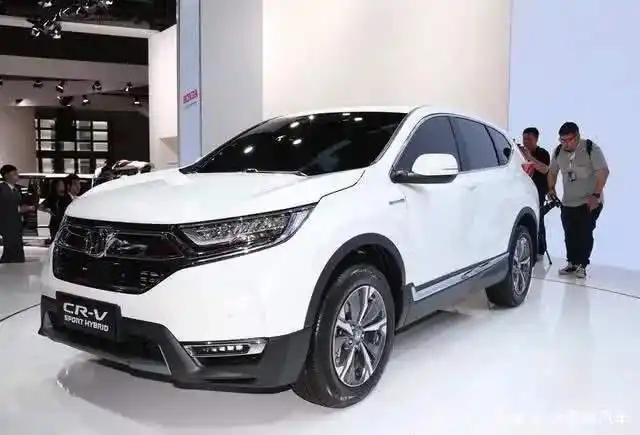 首先,大李想说,本田crv一定是首选,最综合的一款车,马自达cx5是好车