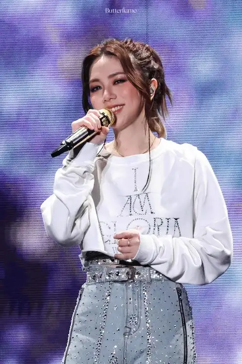 #邓紫棋iamgloria世界巡回演唱会#