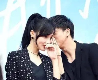 事实证明,家喻户晓的"金鹰女神"李小璐,就此走上了一条不归路