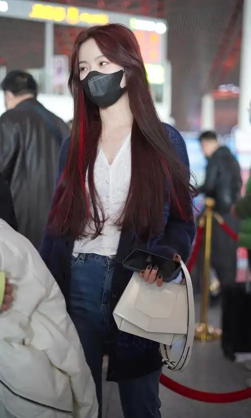 【陈卓璇】璇宝11.27机场 生图