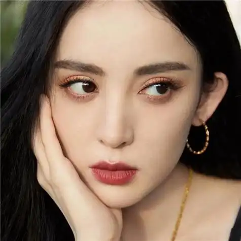 女明星古力娜扎唯美头像图片合集_明星头像_头像屋