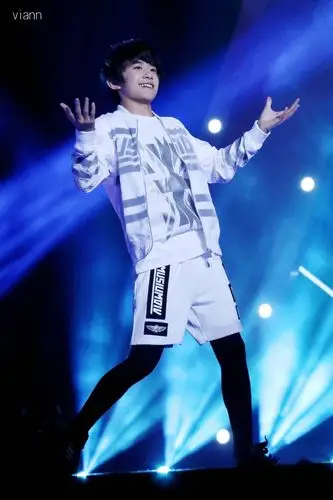 tfboys易烊千玺 150413 第15届音乐风云榜 高清 cr.