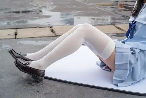 森萝财团-白丝高考学妹 84p