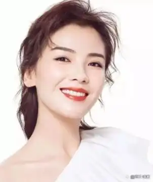 回顾事实证明,"国民女神"刘涛,已走上演员的另一条路