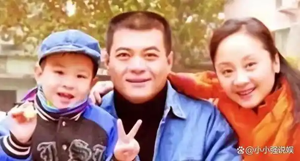 著名演员唐静与王新军离婚15年如今55岁依然单身家庭却很幸福