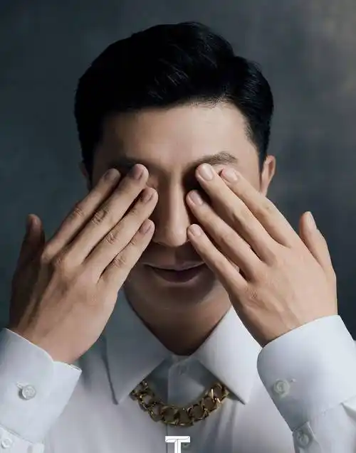 马龙的大背头好帅!